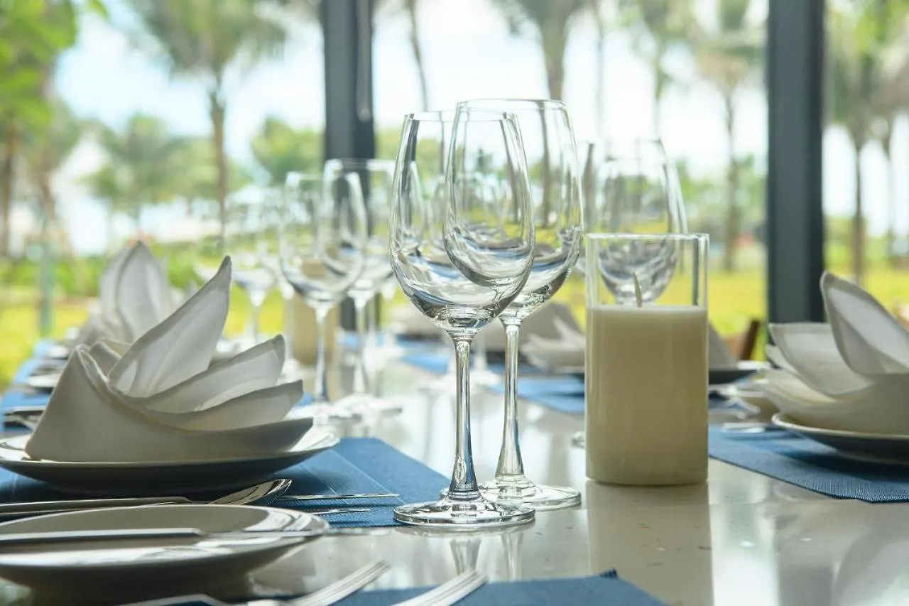 Bai Dai Resort Near Cam Ranh Airport 0*,